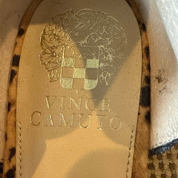 Vince Camuto Kordie Brown Black Cow Fur Flats Slip On Size 39 / 8.5 - Picture 4 of 6